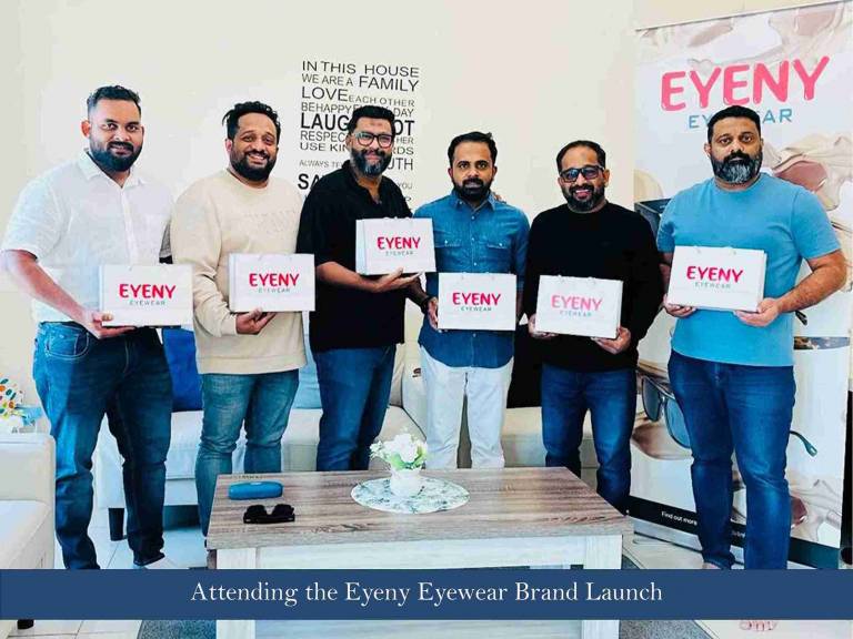 BLUE KWET with Eyeny Eyewear
